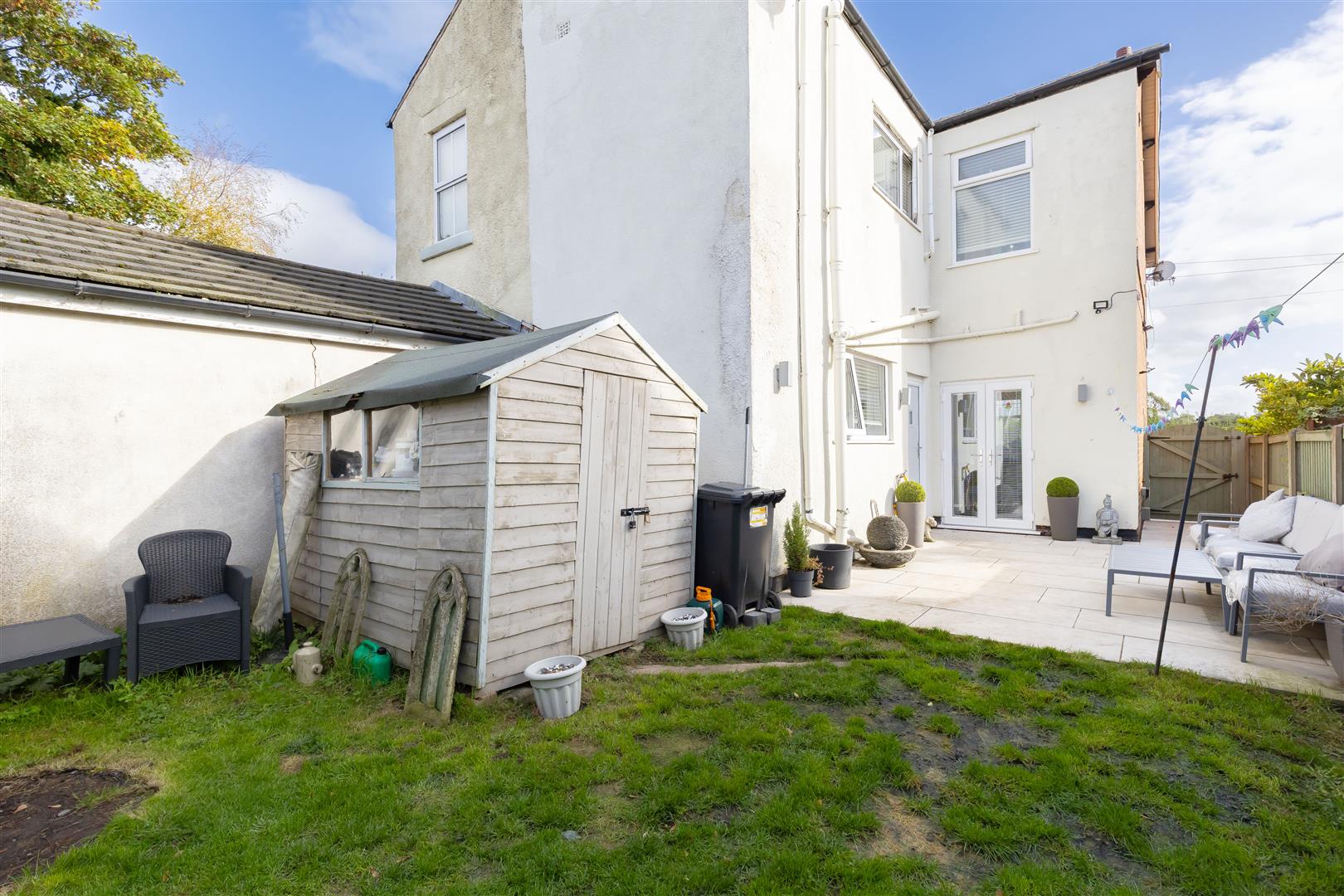 3 bed property in Chapel Lane, Chorley